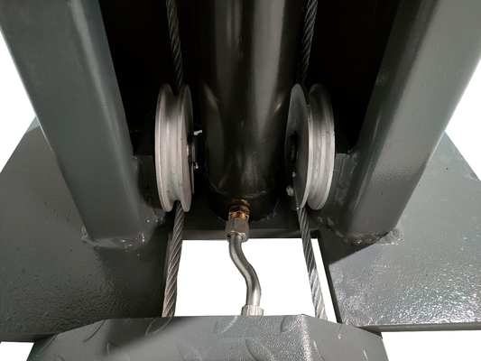 Capacidad de elevación 4000kg doble poste 12000lbs elevador hidráulico automático para el coche de accidente