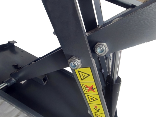 Elevador portátil de tijeras para automóviles pequeños de 1,2 m de altura media con capacidad de elevación de 3000 kg-3500 kg